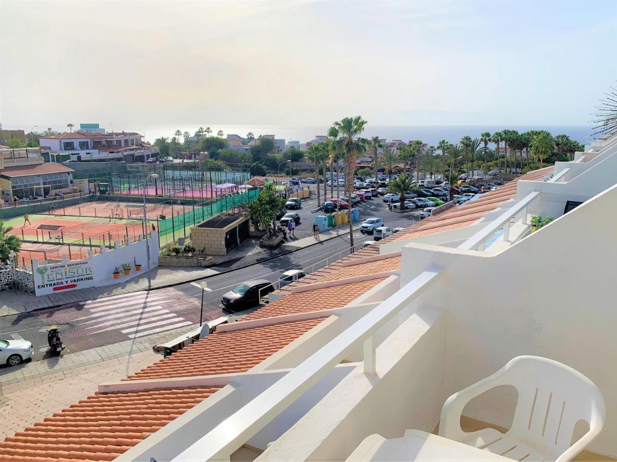 Ocean Breeze And Seaview Resort 아데제 외부 사진